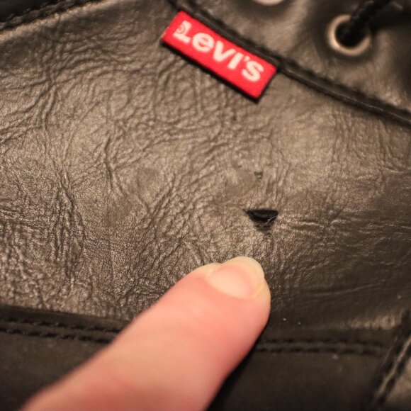 New Men's Levi's High Top Sneaker Black /white Comfort insole 13 - Picture 10 of 12
